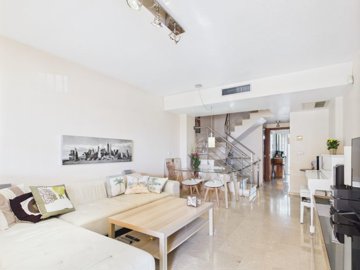 o1ivkmsnci82m1kd0hee32qalo3d