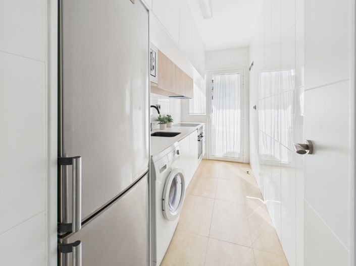 Image No.12-1 Bed Apartment for sale