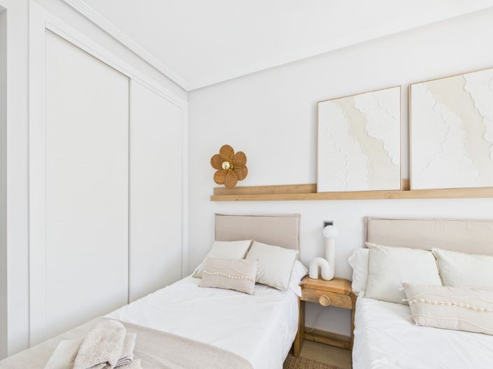 Image No.17-1 Bed Apartment for sale