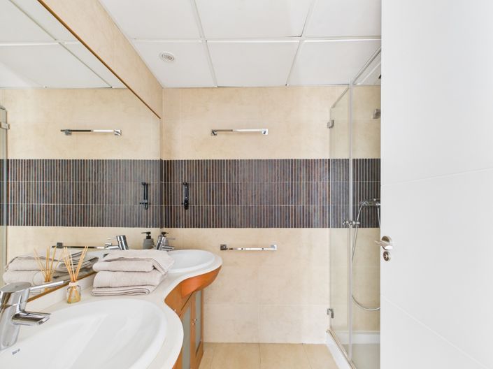 Image No.19-1 Bed Apartment for sale