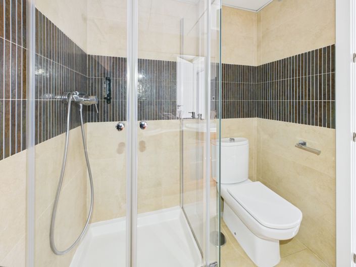 Image No.20-1 Bed Apartment for sale