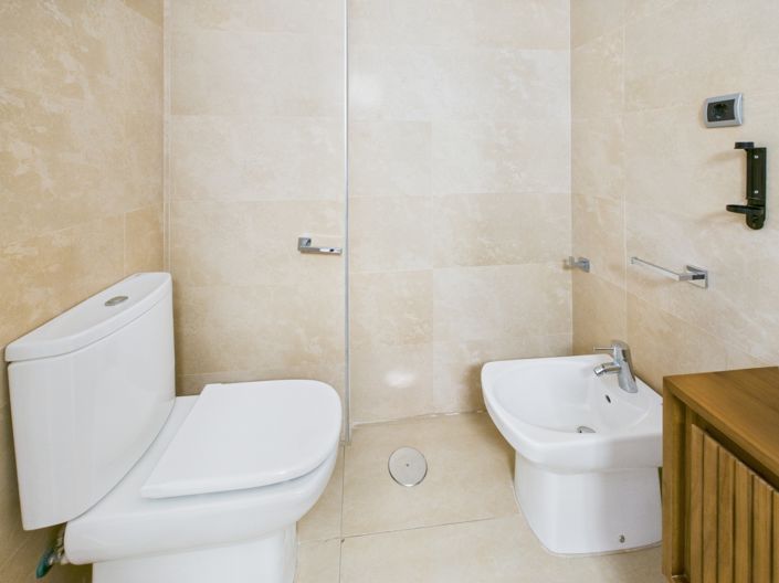 Image No.26-1 Bed Apartment for sale