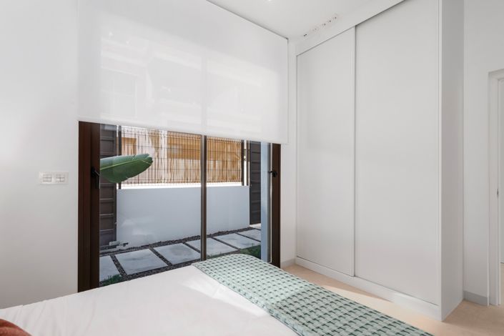 Image No.24-2 Bed Apartment for sale