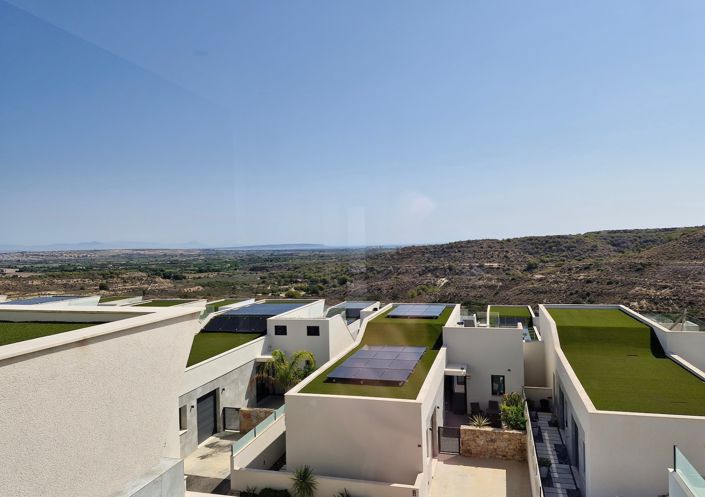 Image No.20-3 Bed Villa for sale