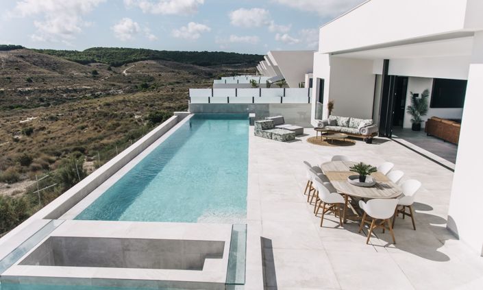 Image No.3-3 Bed Villa for sale