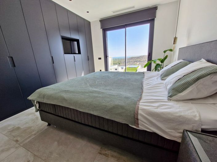 Image No.8-3 Bed Villa for sale