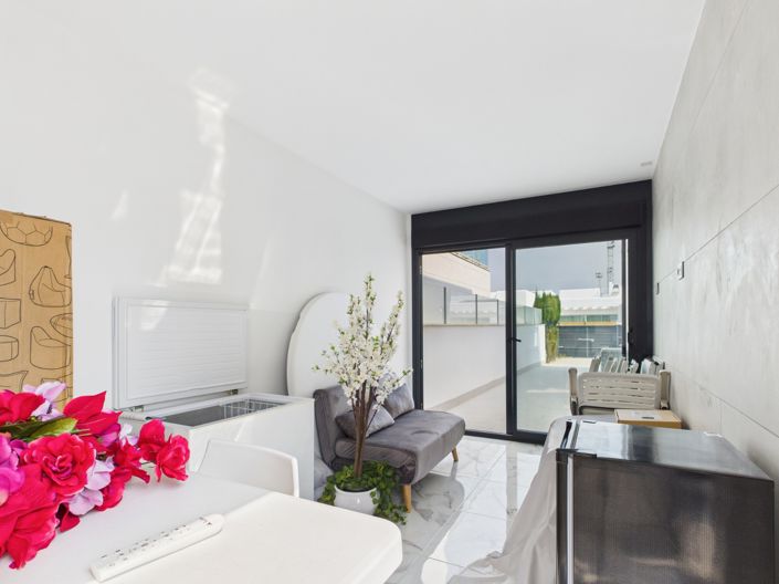 Image No.23-3 Bed Villa for sale