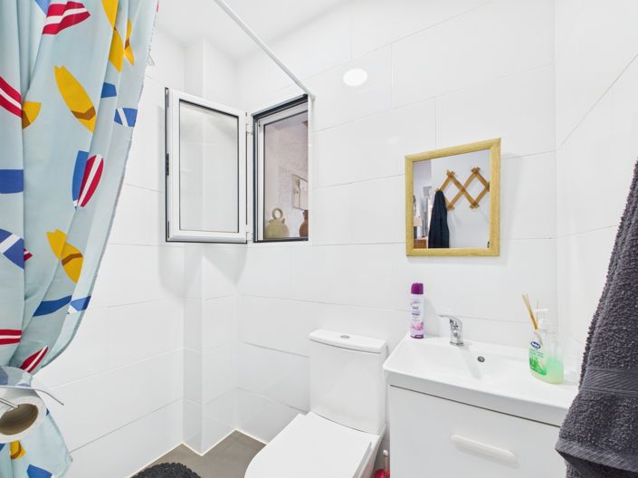 Image No.20-2 Bed Villa for sale