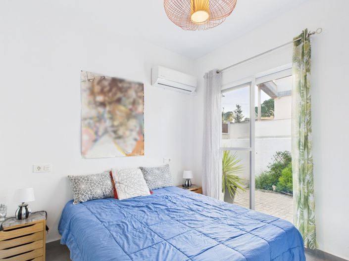 Image No.4-2 Bed Villa for sale