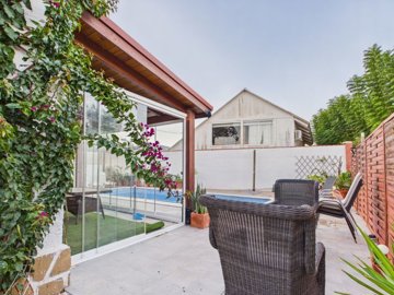 o1jae8eg4i18njv82birple1v2g