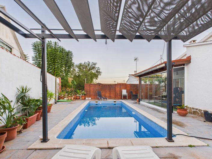 Image No.8-2 Bed Villa for sale