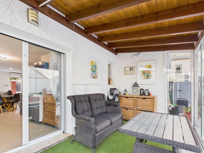 Image No.9-2 Bed Villa for sale