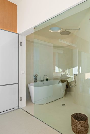 Image No.17-3 Bed Villa for sale