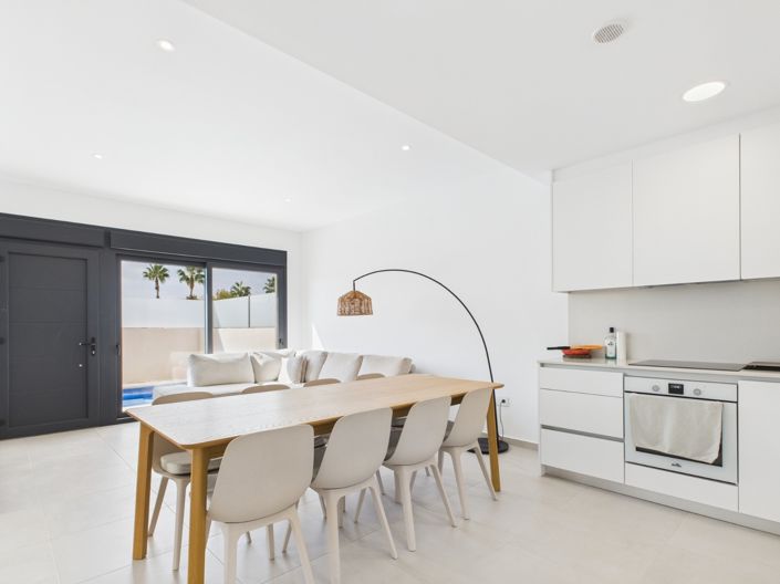 Image No.15-3 Bed Villa for sale