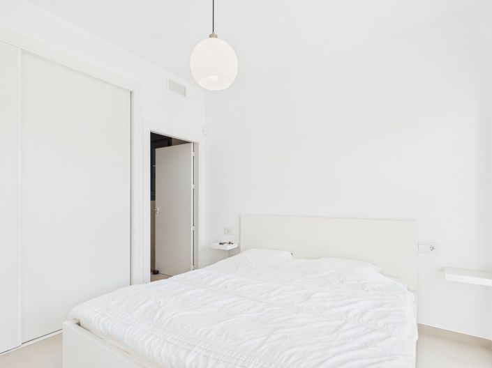 Image No.17-3 Bed Villa for sale