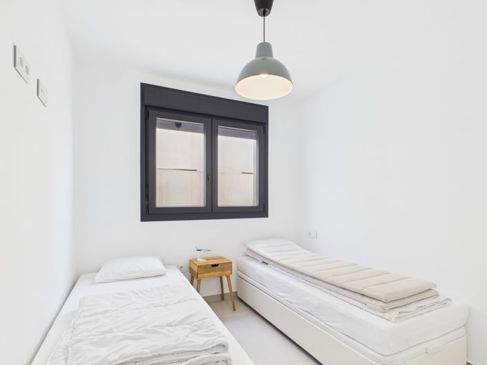 Image No.25-3 Bed Villa for sale