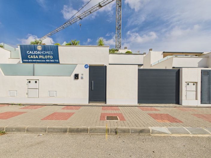 Image No.34-3 Bed Villa for sale