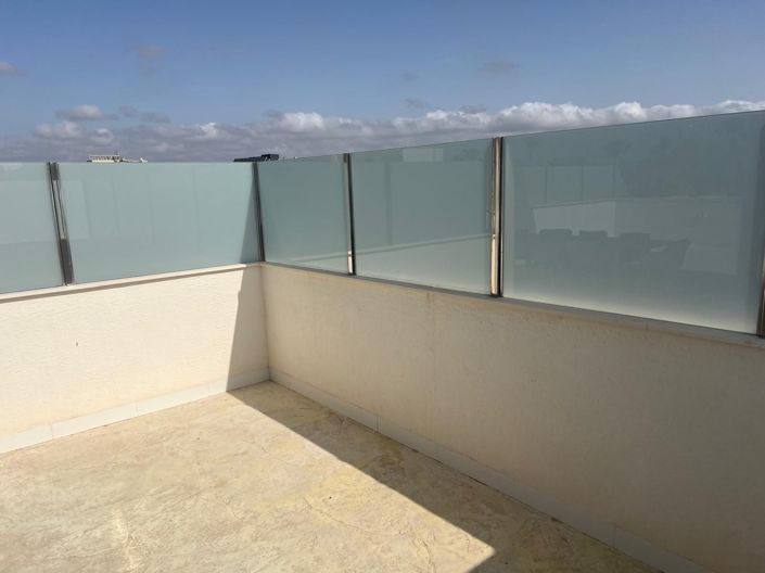 Image No.56-3 Bed Villa for sale