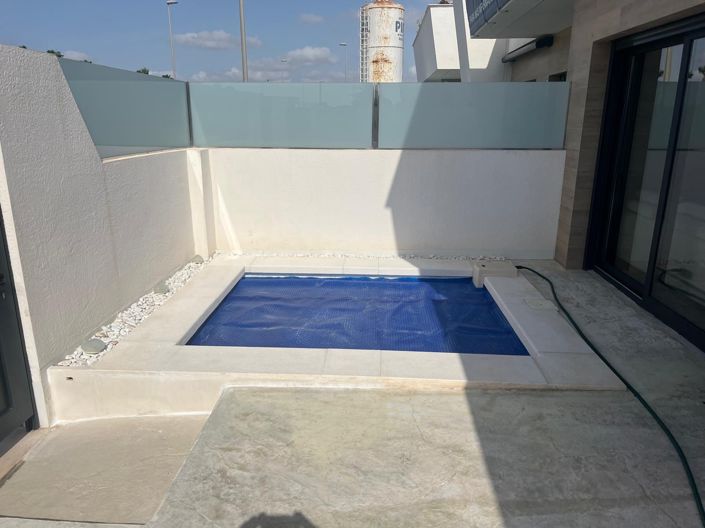 Image No.58-3 Bed Villa for sale