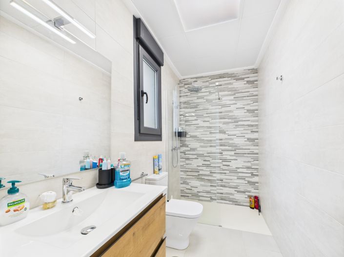 Image No.16-3 Bed Villa for sale