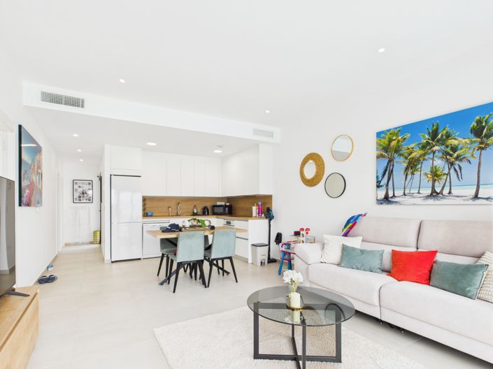 Image No.2-3 Bed Villa for sale