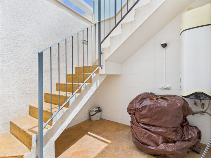 Image No.21-3 Bed Villa for sale