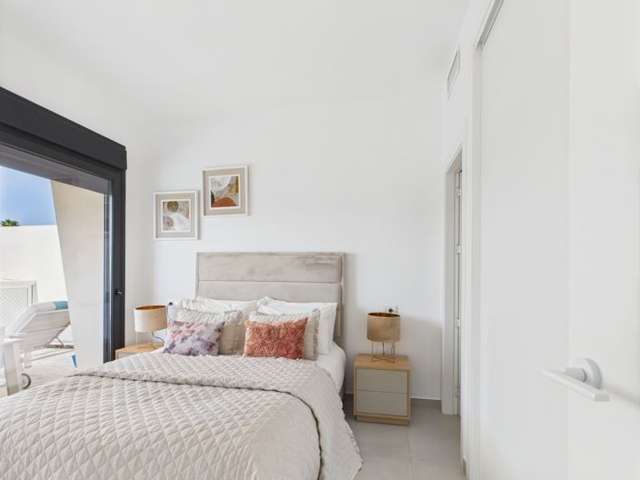 Image No.28-3 Bed Villa for sale