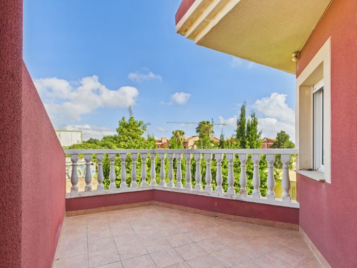 Image No.35-Villa de 4 chambres à vendre à Los Urrutias