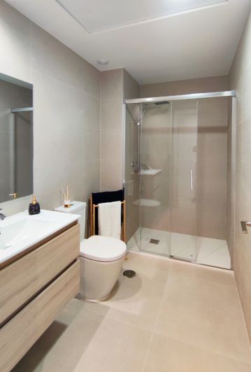 Image No.6-3 Bed Townhouse for sale