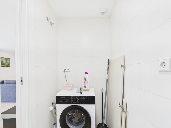 Image No.20-2 Bed Apartment for sale