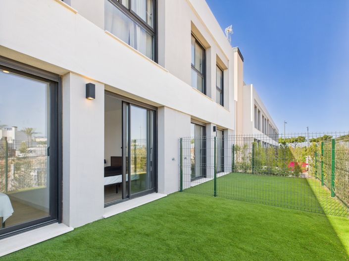 Image No.28-2 Bed Apartment for sale