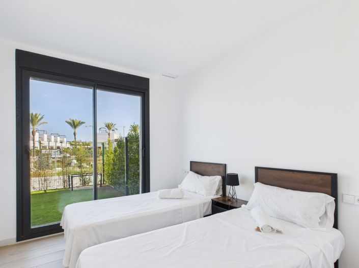 Image No.29-2 Bed Apartment for sale