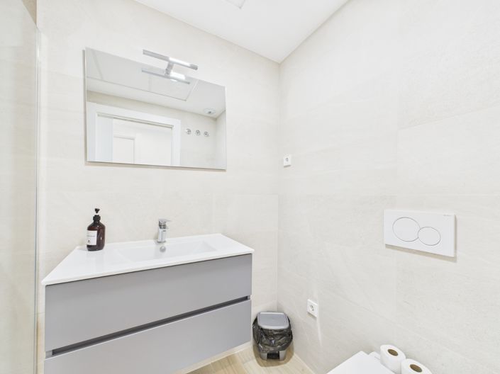 Image No.33-2 Bed Apartment for sale