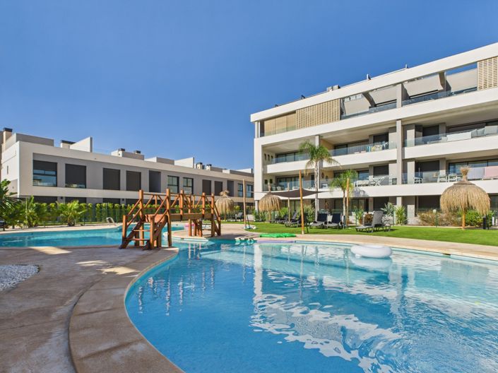 Image No.6-2 Bed Apartment for sale