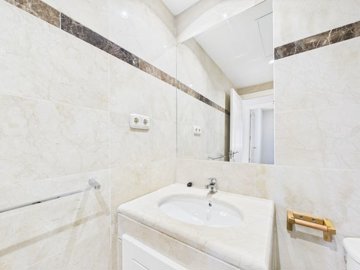 o1j6il5bd86ft4mv2ql1rj211uq2r