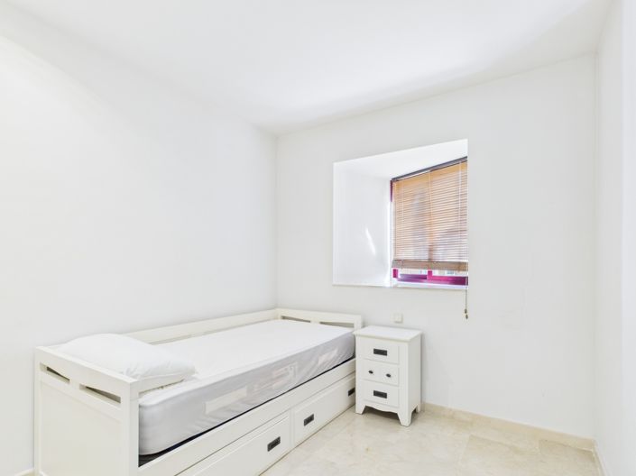 Image No.14-3 Bed Apartment for sale