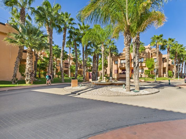 Image No.34-3 Bed Apartment for sale