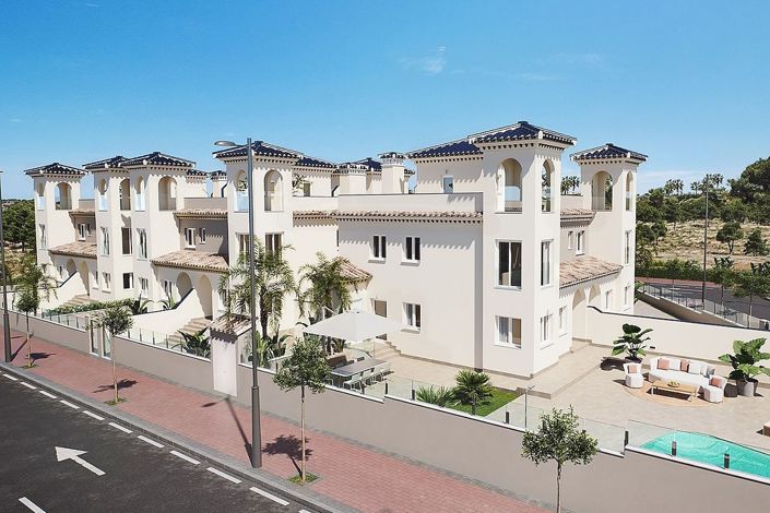 Image No.14-4 Bed Townhouse for sale