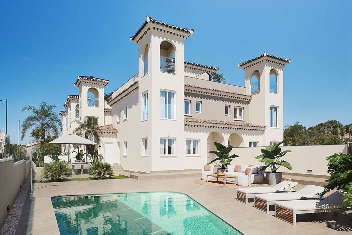 Image No.15-4 Bed Townhouse for sale