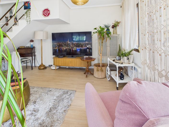 Image No.19-2 Bed Townhouse for sale