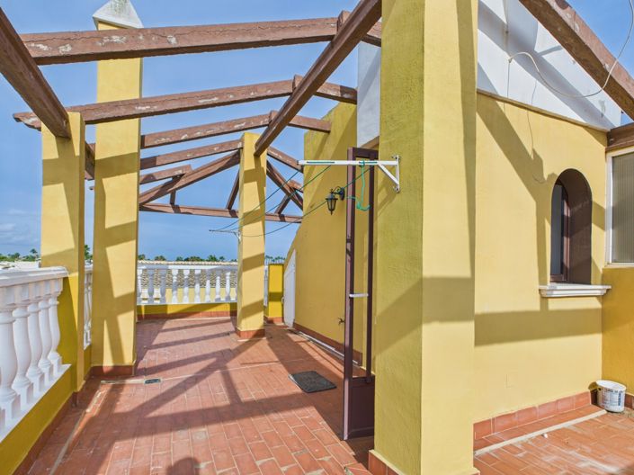 Image No.28-2 Bed Townhouse for sale