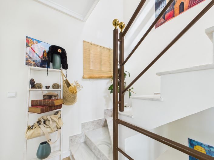 Image No.5-2 Bed Townhouse for sale