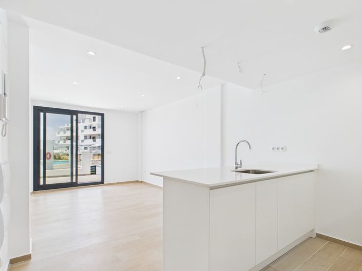 Image No.3-2 Bed Apartment for sale