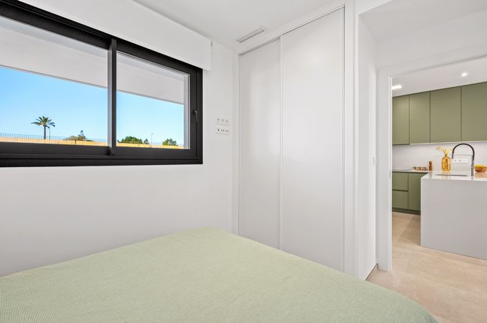 Image No.15-2 Bed Apartment for sale