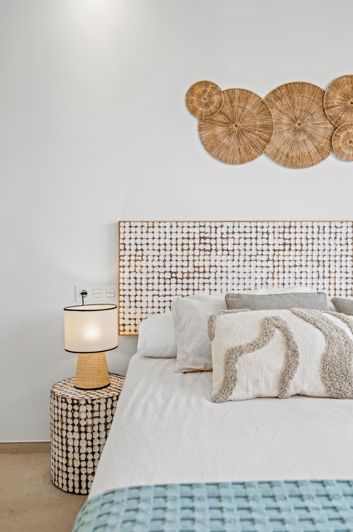 Image No.23-2 Bed Apartment for sale