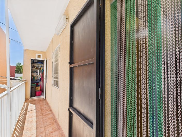 Image No.17-3 Bed Apartment for sale