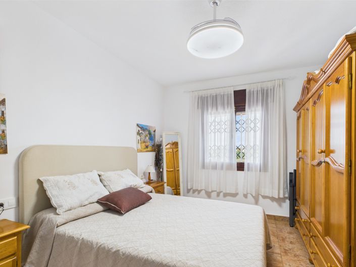 Image No.19-3 Bed Apartment for sale