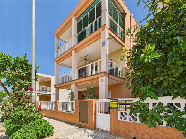 Image No.24-3 Bed Apartment for sale