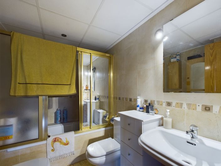 Image No.12-3 Bed Apartment for sale