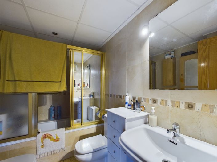 Image No.13-3 Bed Apartment for sale